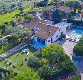 3 bedroom villa with pool and sea views near Scopello, sleeps 6